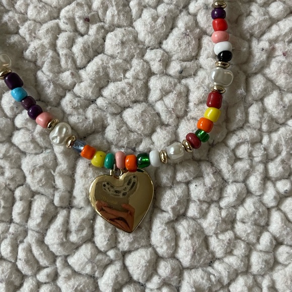 COLORFUL BEADED GOLD HEART CHOKER - Picture 3 of 3